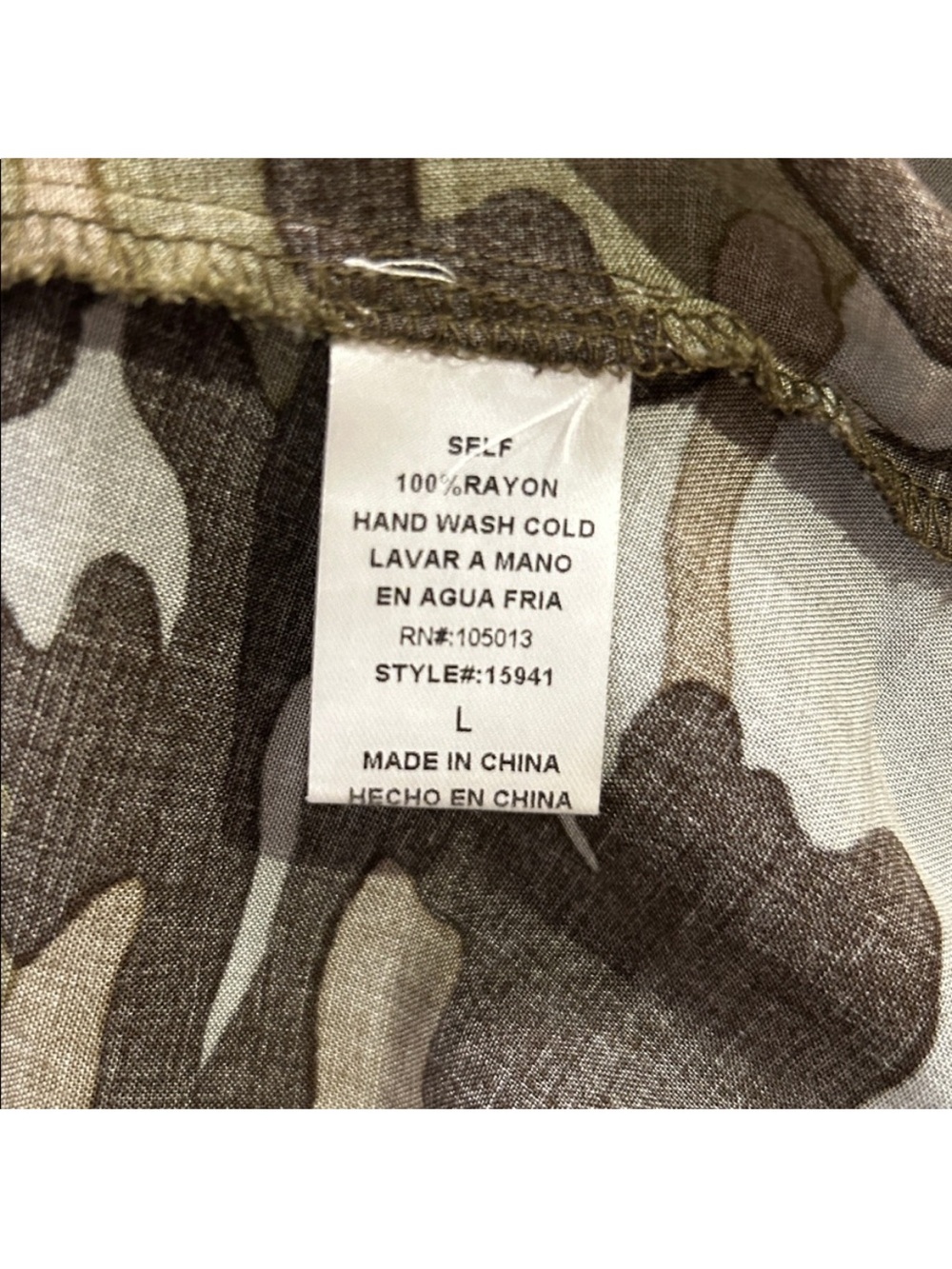 ANDREE BY UNIT Sz L Camo Shirt with Floral Accents - Picture 9 of 10